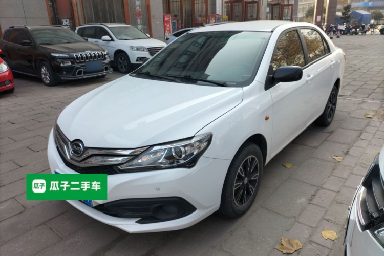 比亚迪F3 2020款 1.5L 手动豪华版车身外观1