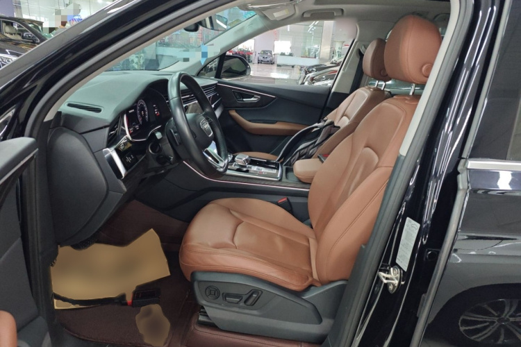 奥迪Q7 2020款 55 TFSI quattro S line运动型局部细节19