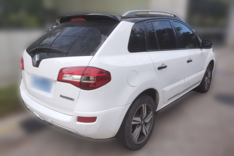 雷诺 科雷傲(进口) 2013款 2.5L 两驱舒适版车身外观7