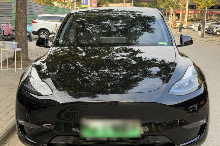 特斯拉 Model Y 2022款 改款 长续航全轮驱动版车身外观6005