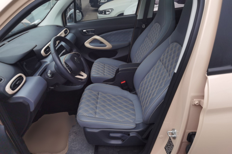 零跑汽车 零跑T03 2021款 400豪华版局部细节19