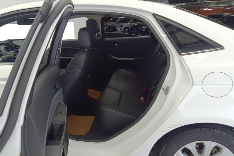 福特 福睿斯 2015款 1.5L 自动时尚型中控内饰21