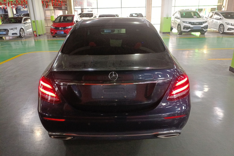 奔驰E级 2019款 E 300 L 时尚型车身外观6004
