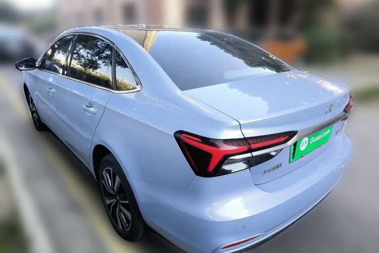 飞凡汽车 飞凡ER6 2021款 新动版 620km 智享版车身外观5