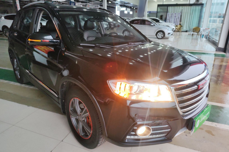 哈弗H6 2014款 运动版 1.5T 手动两驱精英型车身外观3