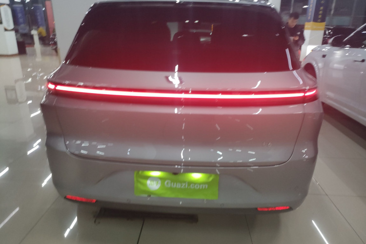 理想汽车 理想L6 2024款 Pro车身外观6