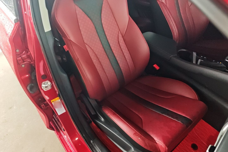 长安 逸动 2021款 PLUS 蓝鲸NE 1.4T GDI DCT尊贵型局部细节41