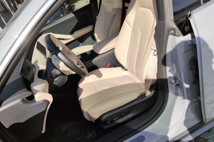 蔚来ET5 2024款 75kWh局部细节19