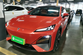 深蓝汽车 深蓝S07 2024款 215Max 乾崑智驾ADS SE增程版