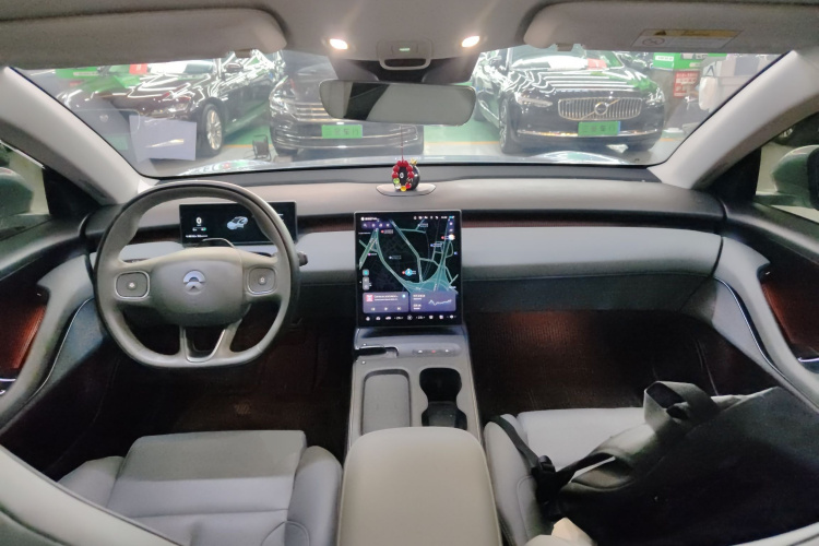 蔚来ET5 2022款 75kWh中控内饰12