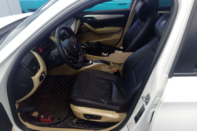 宝马X1 2014款 sDrive18i 领先型局部细节19