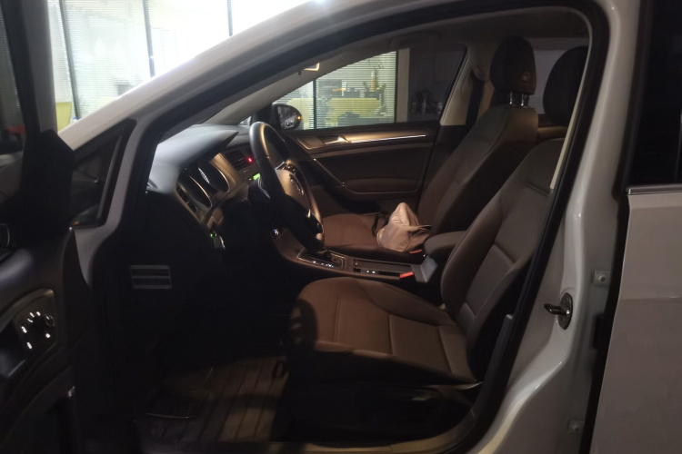 大众 高尔夫 2014款 1.4TSI 自动舒适型中控内饰19