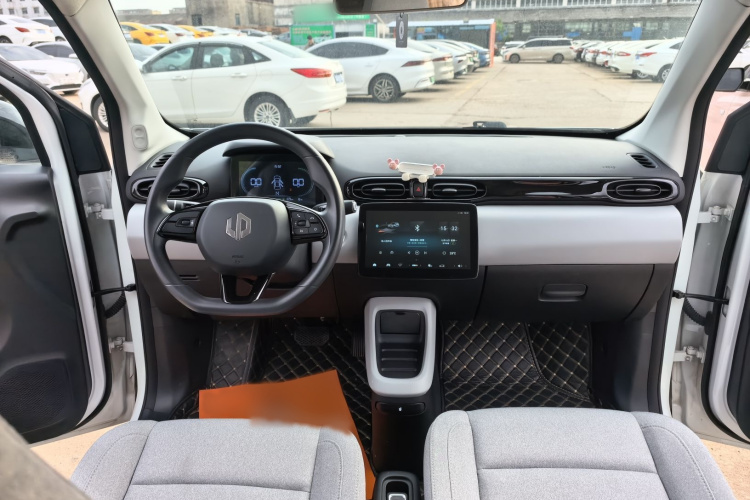 零跑汽车 零跑T03 2023款 310轻享版中控内饰7003