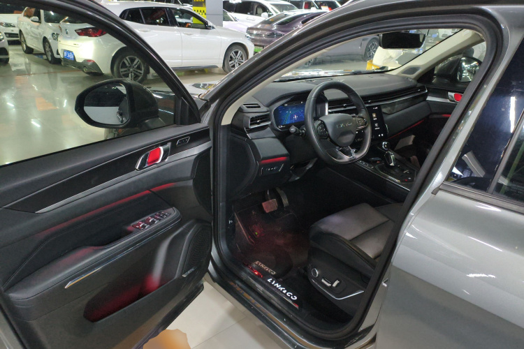 领克01 2021款 2.0TD 两驱型Pro中控内饰20