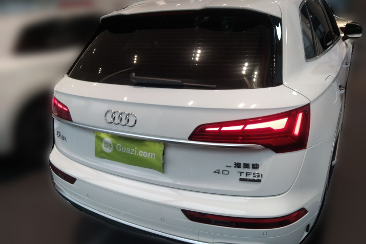 奥迪Q5L 2021款 40 TFSI 豪华动感型车身外观6