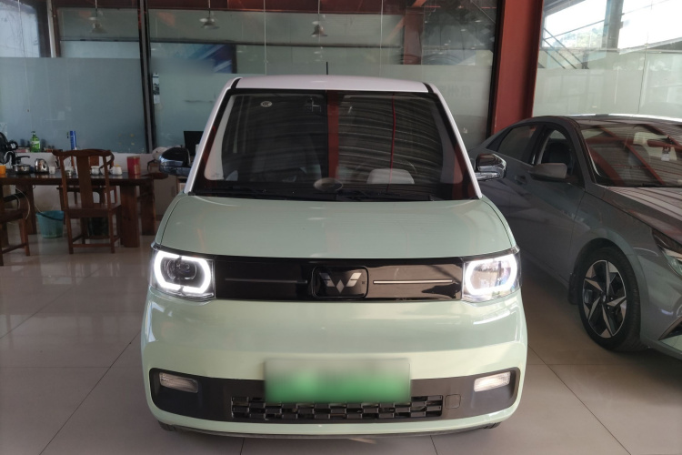 五菱汽车 宏光MINIEV 2022款 马卡龙臻享款 磷酸铁锂车身外观2