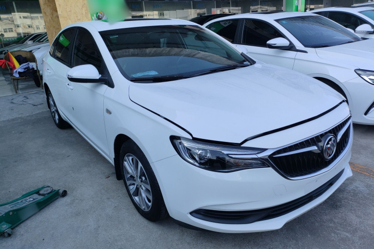 别克 英朗 2021款 改款 1.3T 自动轻混动精英型车身外观3