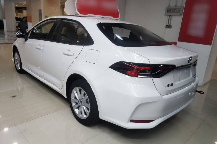 丰田 卡罗拉 2024款 1.2T 精英版车身外观6003