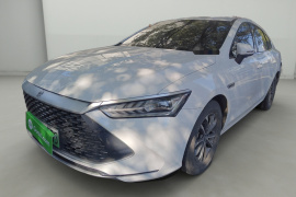 比亚迪 秦PLUS 2023款 冠军版 DM-i 55KM领先型