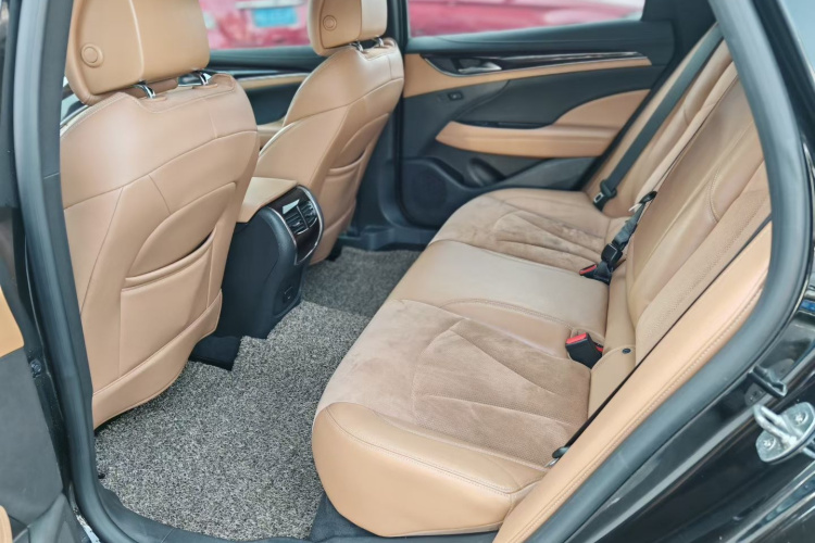 别克 君越 2016款 28T 精英型中控内饰7001