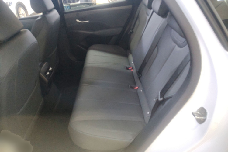 比亚迪 秦PLUS 2025款 DM-i 智驾版 55KM领先型中控内饰7004