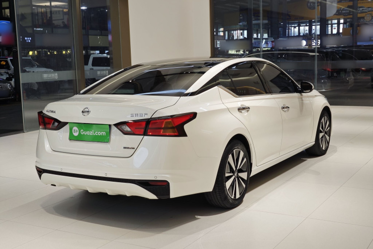 日产 天籁 2021款 2.0L XL 舒适版车身外观6005