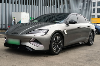 比亚迪 海豹 2023款 冠军版 700km 尊贵型