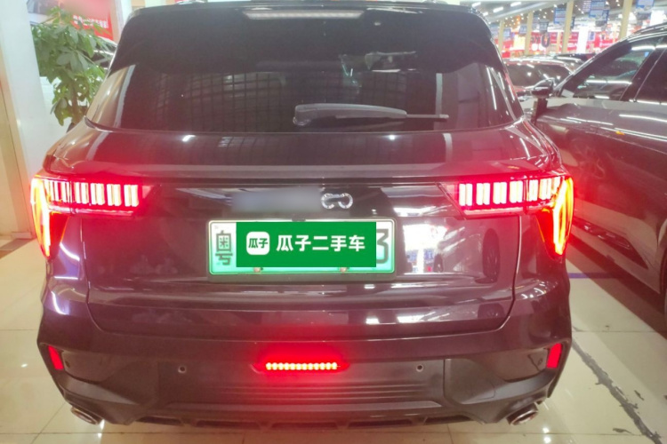 领克01 EM-P 2021款 1.5TD PHEV Halo车身外观6