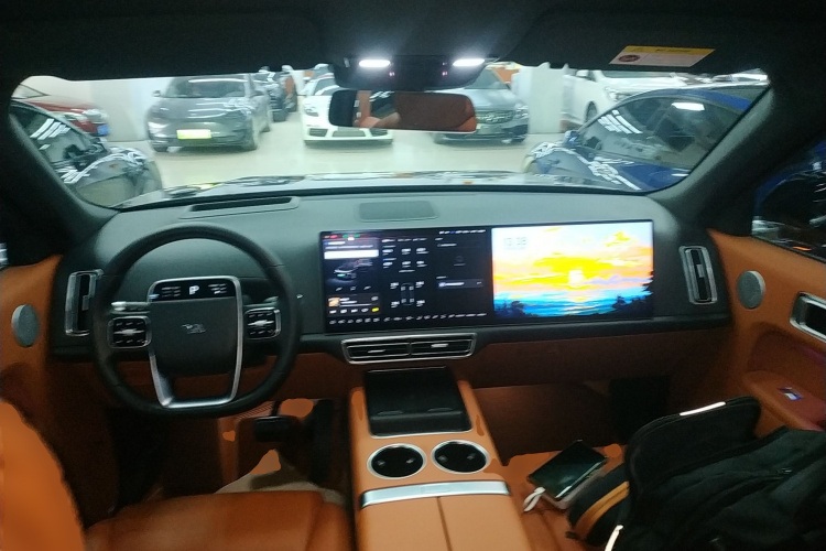 理想汽车 理想L9 2022款 Max中控内饰12
