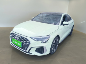 奥迪A3 2022款 A3L Limousine 35 TFSI 时尚运动型