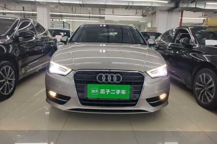 奥迪A3 2016款 Sportback 35 TFSI 风尚型车身外观6001