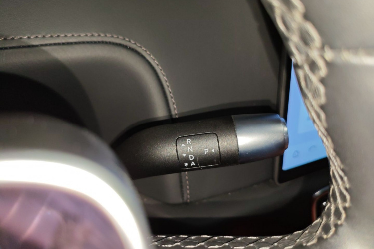 理想汽车 理想L9 2022款 Max局部细节18