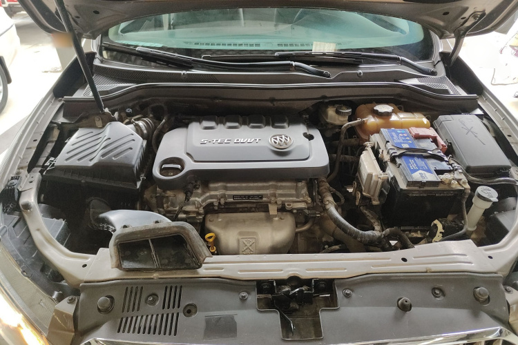 别克 英朗 2016款 15N 自动精英型局部细节24