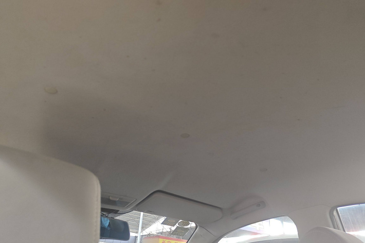 长安 悦翔V3 2015款 1.4L 手动美满型 国V中控内饰22