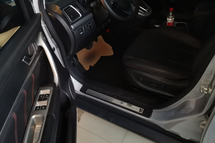 哈弗H6 2017款 蓝标 运动版 1.5T 自动两驱豪华型中控内饰20