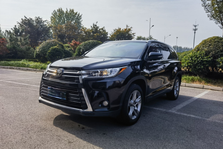 丰田 汉兰达 2018款 2.0T 四驱尊贵版 7座 国V车身外观1