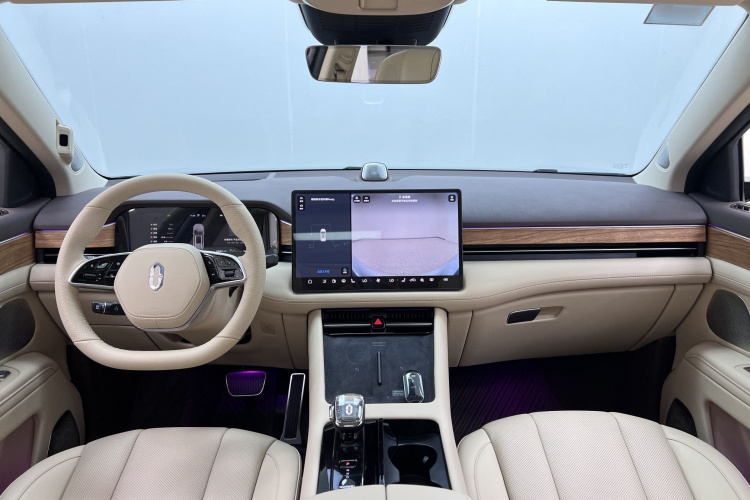 鸿蒙智行 问界M7 2024款 1.5T 智驾四驱Max版 5座中控内饰7004