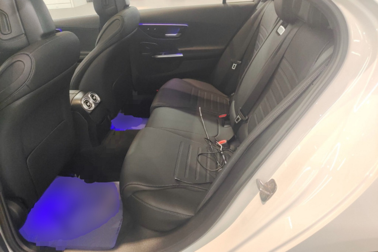 奔驰C级新能源 2024款 C 350 eL中控内饰21