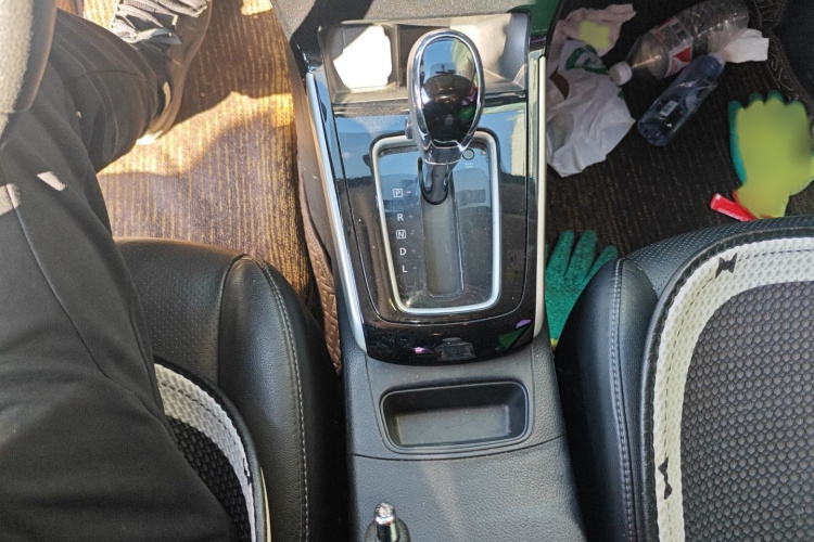 日产 轩逸 2018款 1.6XV CVT尊享版局部细节18