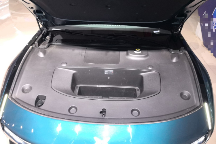 小鹏P7 2025款 702 长续航 Ultra局部细节24