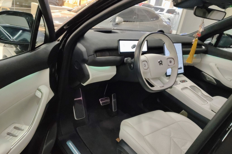蔚来ES7 2022款 100kWh中控内饰20