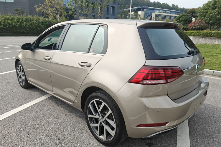 大众 高尔夫 2020款 200TSI DSG舒适进取版车身外观6005