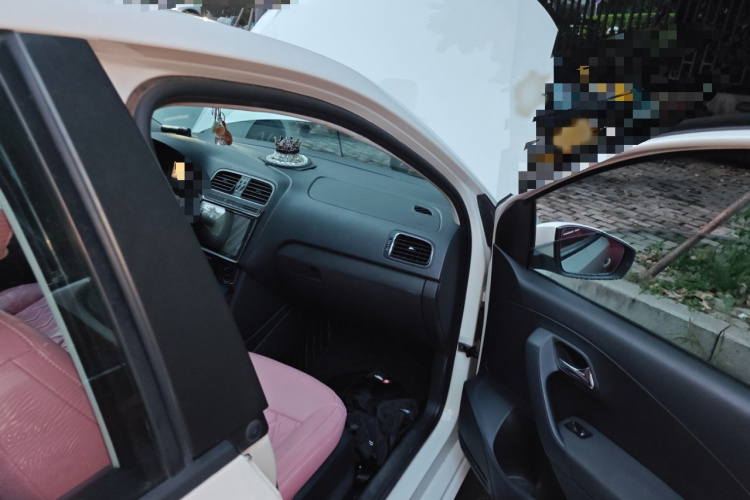 大众 Polo 2016款 1.6L 自动舒适型局部细节9005