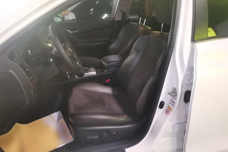 丰田 锐志 2013款 2.5V 尚锐版局部细节19