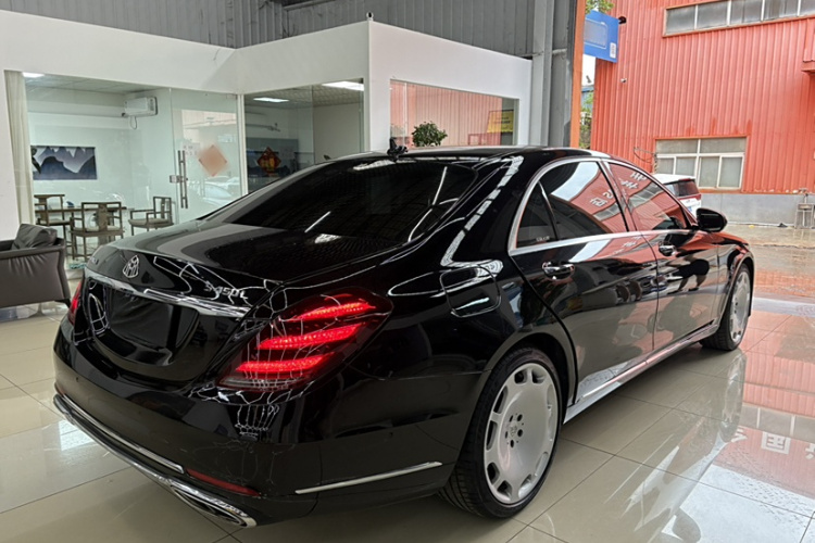 奔驰S级 2014款 S 320 L 商务型车身外观6005