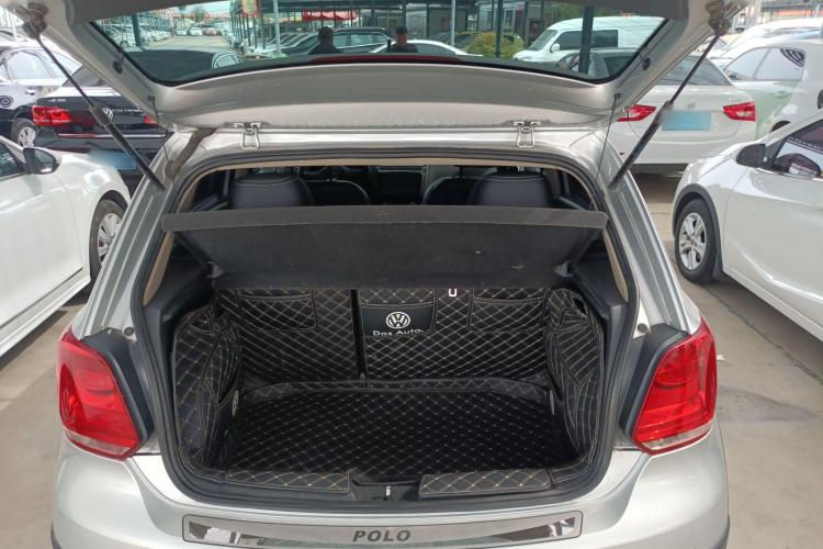 大众 2012款 1.6L Cross Polo AT中控内饰23