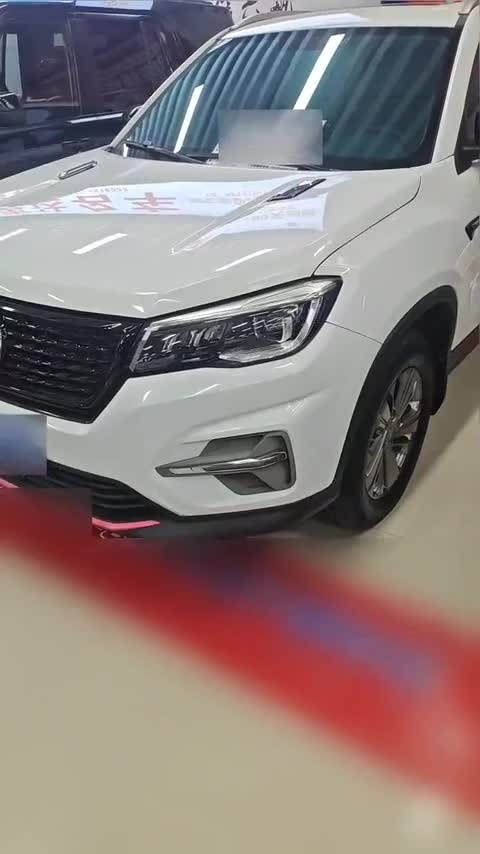 长安CS75 2021款 荣耀百万版 280T DCT豪华型讲解2