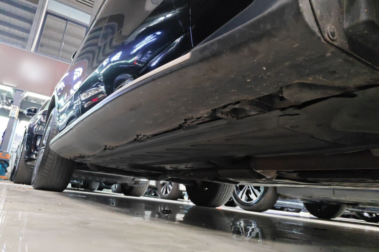 奔驰GLC 2019款 GLC 260 L 4MATIC 动感型局部细节9001