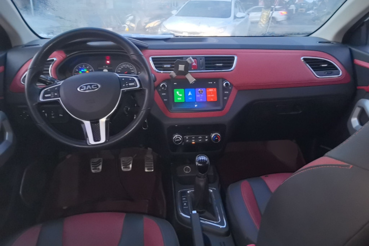 江汽集团 瑞风S2 2018款 智驱版 1.5L 手动豪华智能型中控内饰12