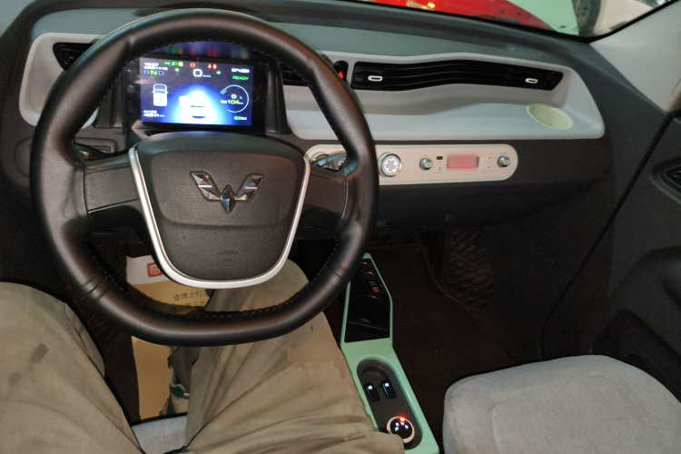 五菱汽车 宏光MINIEV 2021款 马卡龙时尚款 磷酸铁锂中控内饰12